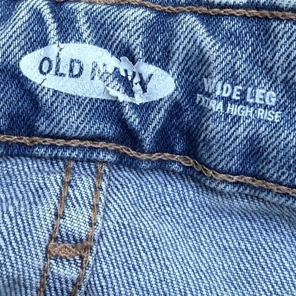 Old Navy Wide Leg Extra High Rise Raw Hem Jeans Women's size 2 Light Wash Denim - Picture 4 of 5